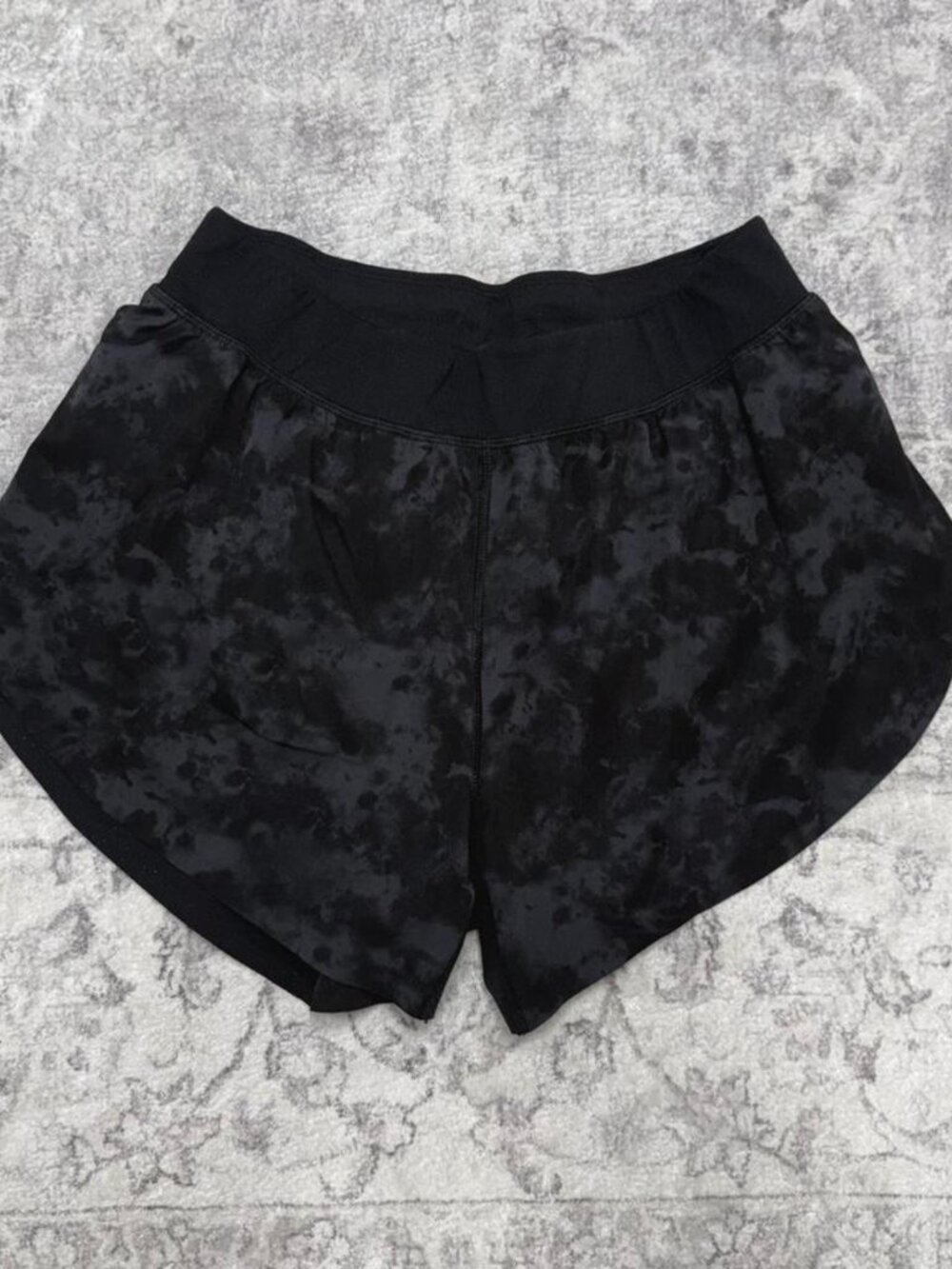 crz yoga black running shorts